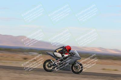 media/Sep-11-2022-SoCal Trackdays (Sun) [[81b7e951af]]/Back Straight Speed (850am)/